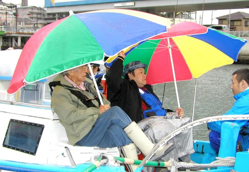 �ˑR�̉J�̈ג��f